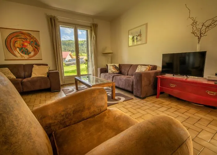 Les 3 Chenes A 2 Pas De Gerardmer Et Des Lacs Vila